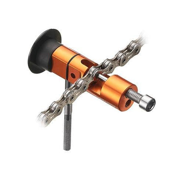 Granite Designs Stash Chain Tool In Use